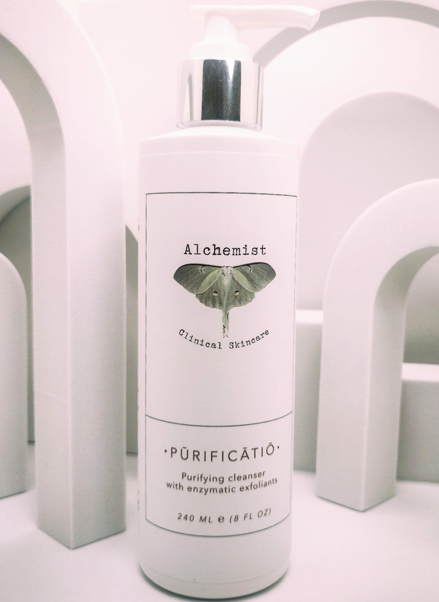 •Pūrificātiō• Cleanser